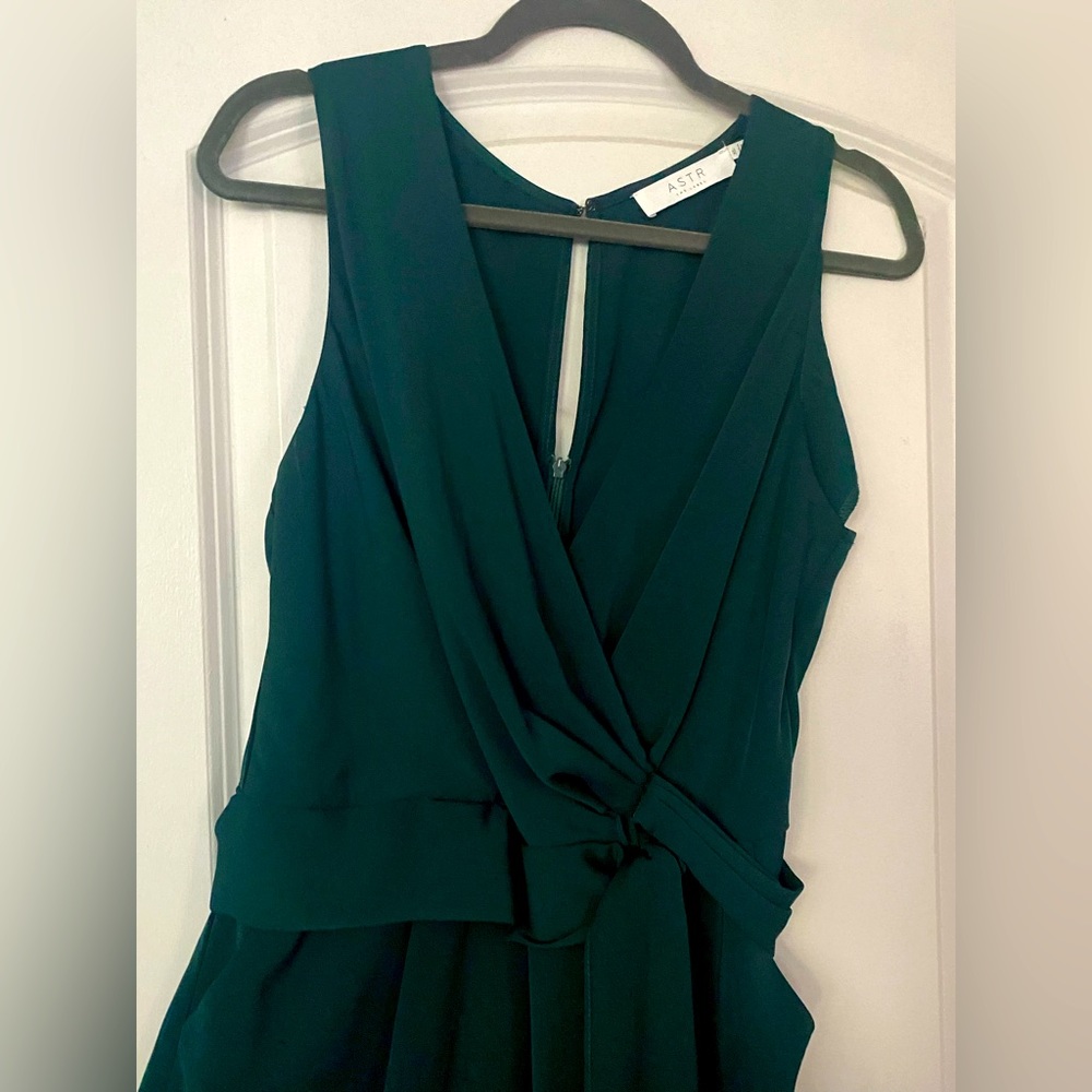 Side Tie ASTR the label Green Jumpsuit